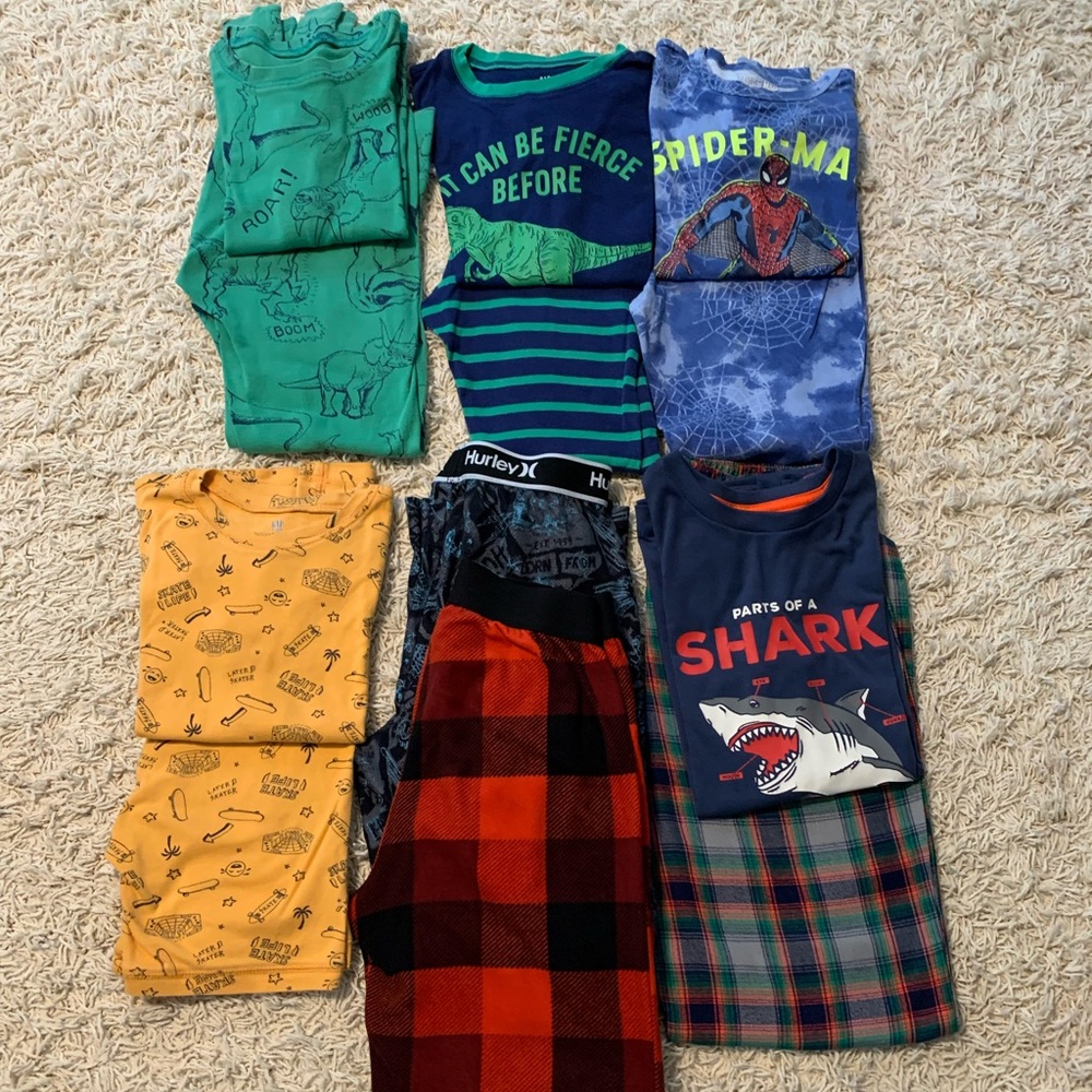 Boys pajamas (6 pairs, two pants)